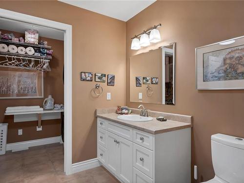 14-2006 Sierra Dr, Campbell River, BC - Indoor Photo Showing Bathroom