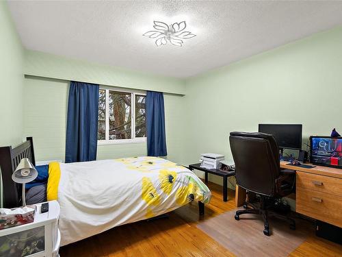 3554 Tillicum Rd, Saanich, BC - Indoor Photo Showing Bedroom