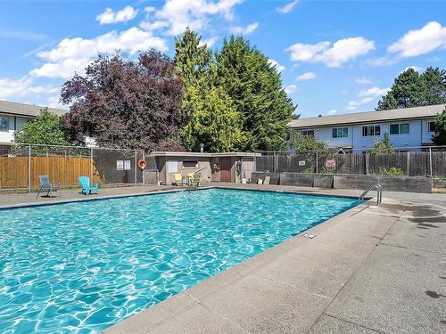 3554 Tillicum Rd, Saanich, BC - Outdoor With In Ground Pool