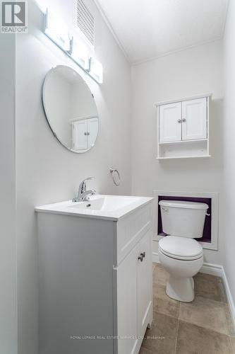 16 Larkfield Road, Brampton, ON - Indoor Photo Showing Bathroom