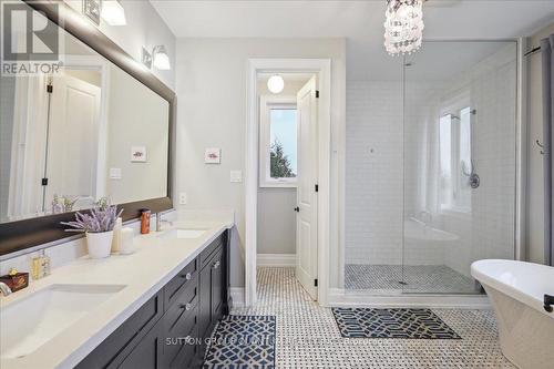 71 Maltby Road E, Guelph, ON - Indoor Photo Showing Bathroom