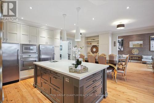 71 Maltby Road E, Guelph, ON - Indoor Photo Showing Kitchen With Stainless Steel Kitchen With Upgraded Kitchen