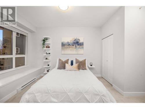 501 3399 Noel Drive, Burnaby, BC - Indoor Photo Showing Bedroom