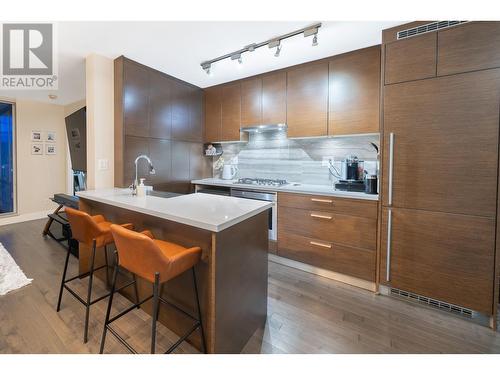 1905 535 Smithe Street, Vancouver, BC - Indoor Photo Showing Kitchen With Upgraded Kitchen