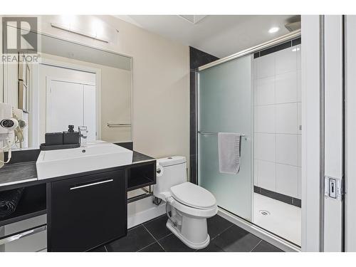 305 689 Abbott Street, Vancouver, BC - Indoor Photo Showing Bathroom