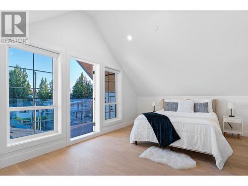 2 3260 Graveley Street, Vancouver, BC - Indoor Photo Showing Bedroom