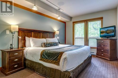 224C 2036 London Lane, Whistler, BC - Indoor Photo Showing Bedroom