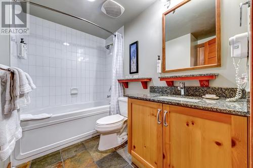 224C 2036 London Lane, Whistler, BC - Indoor Photo Showing Bathroom