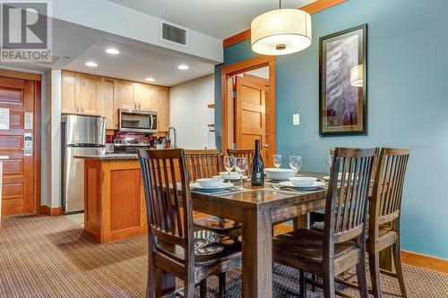 224C 2036 London Lane, Whistler, BC - Indoor Photo Showing Dining Room