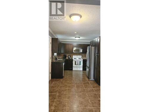 2957 Britannia Crescent, Port Coquitlam, BC - Indoor Photo Showing Kitchen