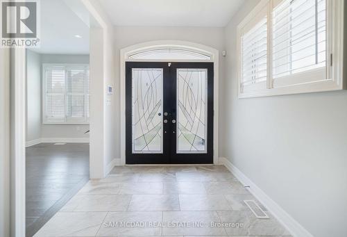 129 Masterman Crescent, Oakville, ON - Indoor Photo Showing Other Room