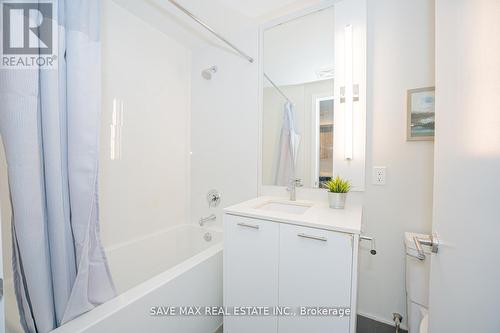 204 - 180 Veterans Drive, Brampton, ON - Indoor Photo Showing Bathroom