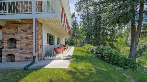 3145 Hall Road, Kelowna, BC - Outdoor