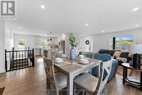 7 Mapleview Court E, Whitewater Region, ON - Indoor Photo Showing Dining Room