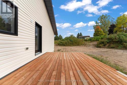 7 Mapleview Court E, Whitewater Region, ON - Outdoor With Deck Patio Veranda