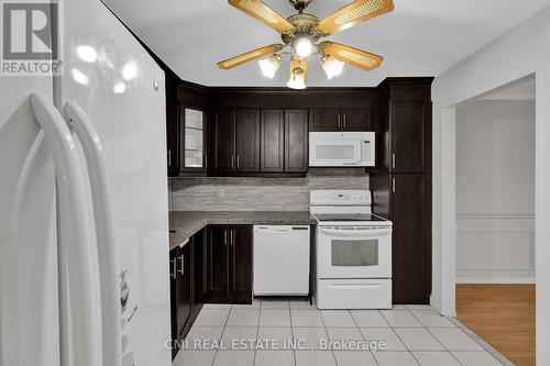 6 - 270 Timberbank Boulevard, Toronto, ON - Indoor Photo Showing Kitchen