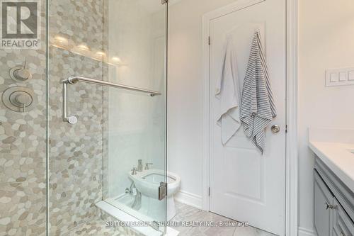 8282 Kipling Avenue, Vaughan, ON - Indoor Photo Showing Bathroom