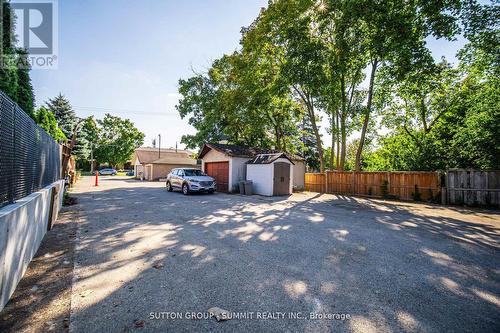 8282 Kipling Avenue, Vaughan, ON - Outdoor