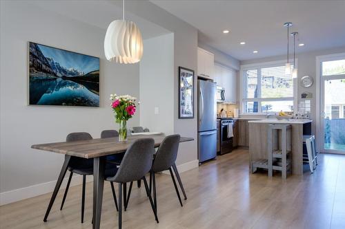 32-13098 Shoreline Way, Lake Country, BC - Indoor Photo Showing Dining Room