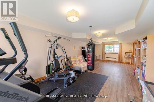 7 Stewart Crescent, Essa, ON - Indoor Photo Showing Gym Room