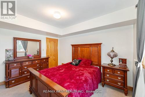 7 Stewart Crescent, Essa, ON - Indoor Photo Showing Bedroom