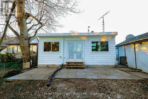 7010 Dunn Street, Niagara Falls, ON - Outdoor