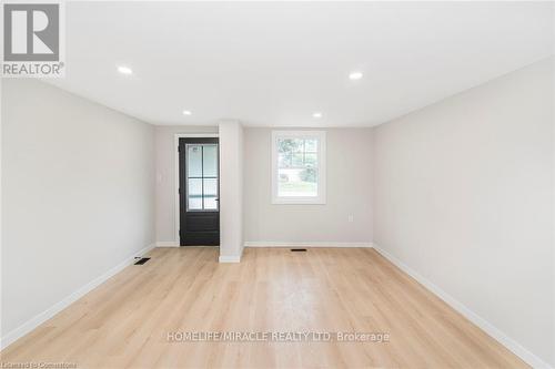 583 John Street, Hamilton, ON - Indoor Photo Showing Other Room