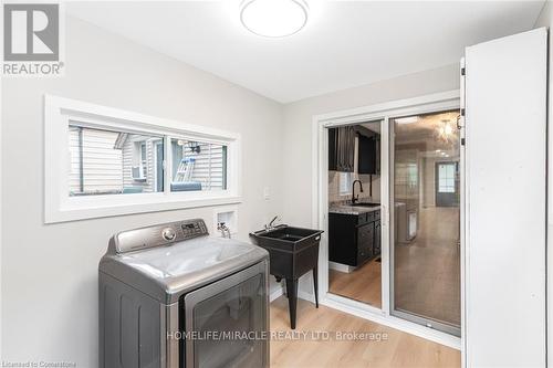 583 John Street, Hamilton, ON - Indoor Photo Showing Laundry Room