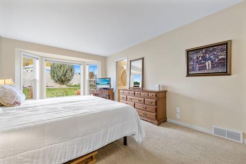 168-2330 Butt Road, Westbank, BC - Indoor Photo Showing Bedroom