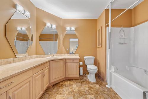 168-2330 Butt Road, Westbank, BC - Indoor Photo Showing Bathroom