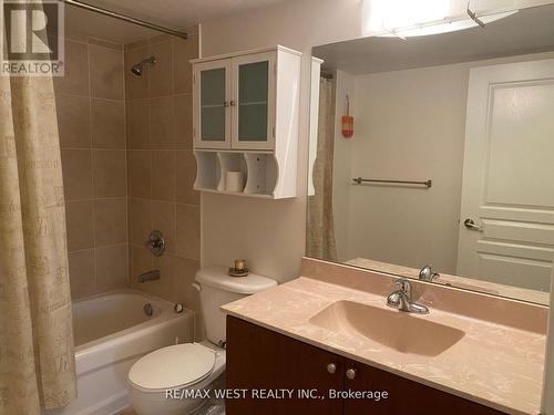 408 - 7 North Park Road, Vaughan, ON - Indoor Photo Showing Bathroom