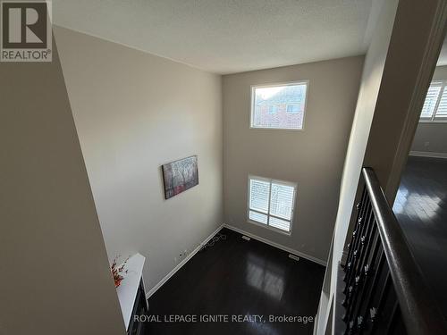 4816 Glasshill Grove, Mississauga, ON - Indoor Photo Showing Other Room