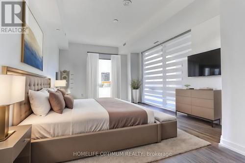 Lph2 - 20 Edward Street, Toronto, ON - Indoor Photo Showing Bedroom