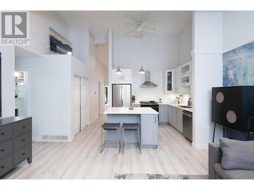 7180 Hecate Place, Vancouver, BC - Indoor Photo Showing Kitchen