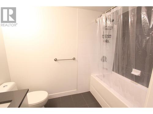 372 250 E 6Th Avenue, Vancouver, BC - Indoor Photo Showing Bathroom