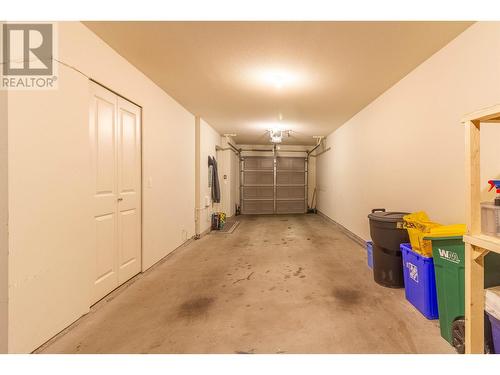 103 688 Edgar Avenue, Coquitlam, BC - Indoor Photo Showing Other Room