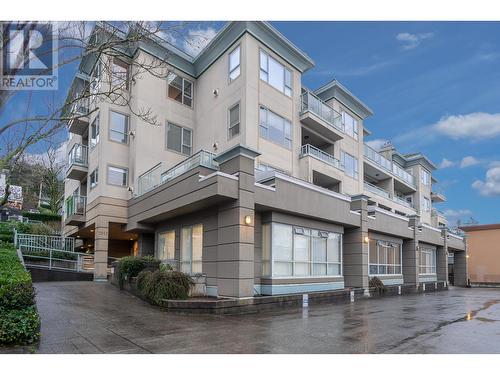 308 1085 W 17Th Street, North Vancouver, BC - Outdoor With Balcony With Facade