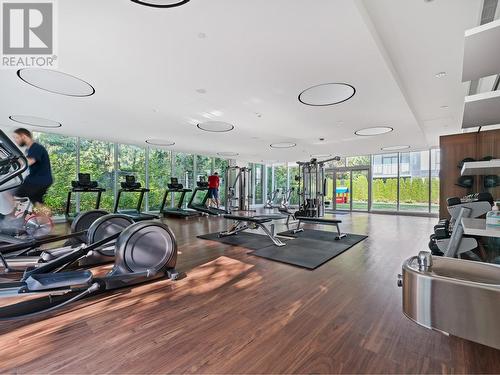 1401 595 Austin Avenue, Coquitlam, BC - Indoor Photo Showing Gym Room