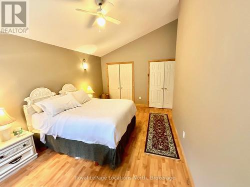 34 Pine Drive, Mcmurrich/Monteith (Sprucedale), ON - Indoor Photo Showing Bedroom