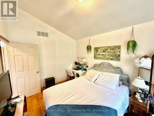 34 Pine Drive, Mcmurrich/Monteith (Sprucedale), ON - Indoor Photo Showing Bedroom