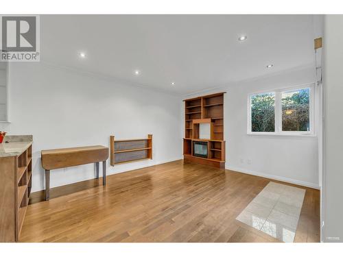 109 2255 Eton Street, Vancouver, BC - Indoor