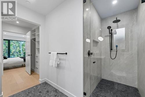 2936 W 12 Avenue, Vancouver, BC - Indoor Photo Showing Bathroom