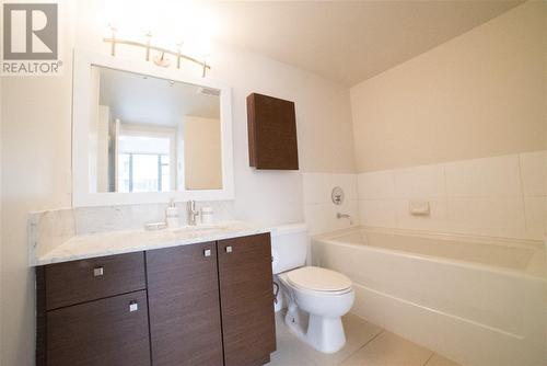 3 7360 Elmbridge Way, Richmond, BC - Indoor Photo Showing Bathroom