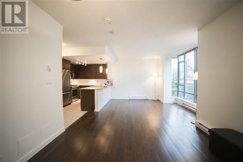 3 7360 Elmbridge Way, Richmond, BC - Indoor Photo Showing Kitchen