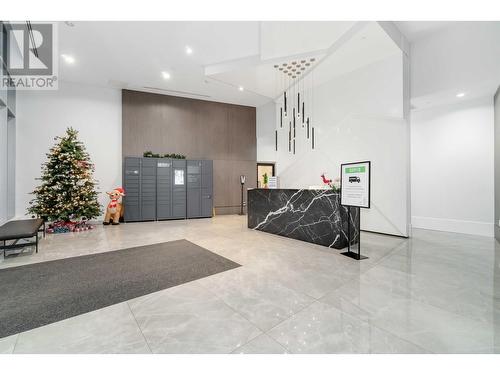 406 5508 Hollybridge Way, Richmond, BC - Indoor Photo Showing Other Room