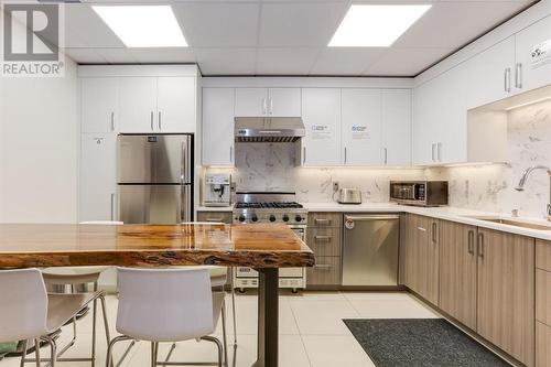 281 Alexander Street, Vancouver, BC - Indoor Photo Showing Kitchen