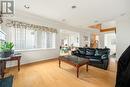 5698 Clinton Street, Burnaby, BC  - Indoor Photo Showing Living Room 