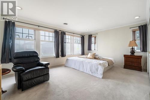 5698 Clinton Street, Burnaby, BC - Indoor Photo Showing Bedroom