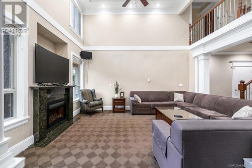 4700 Webster Road, Richmond, BC - Indoor Photo Showing Living Room With Fireplace