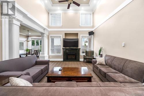 4700 Webster Road, Richmond, BC - Indoor Photo Showing Living Room With Fireplace